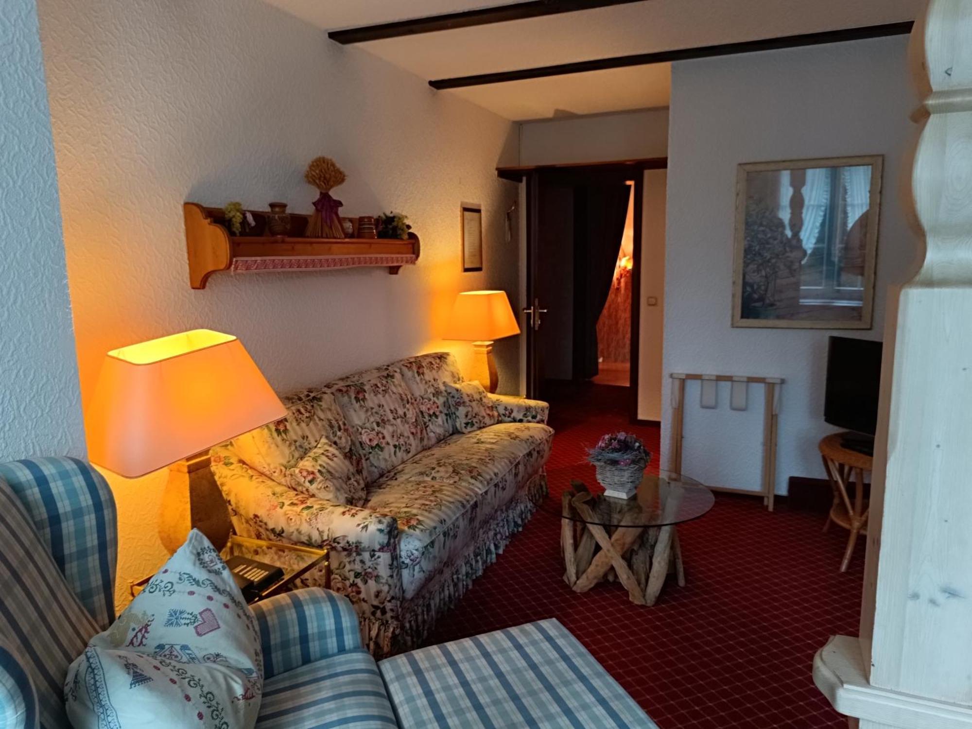 Wellness Und Romantik Hotel Helmboldt باد ساخسا المظهر الخارجي الصورة