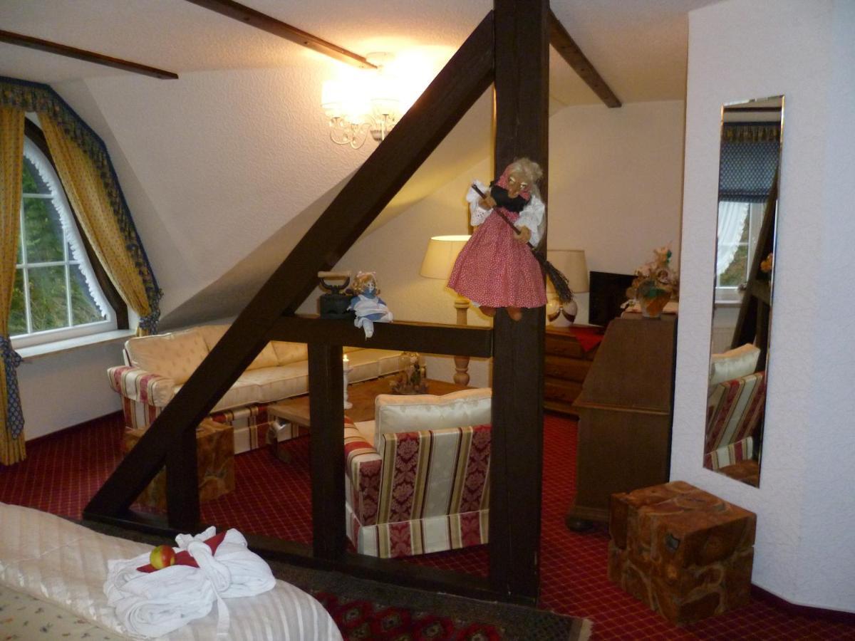 Wellness Und Romantik Hotel Helmboldt باد ساخسا المظهر الخارجي الصورة